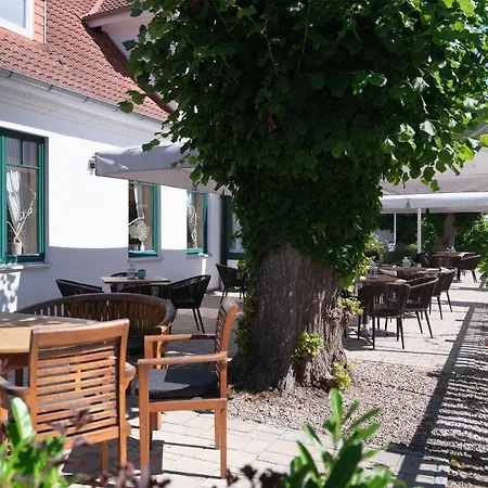 Hotelanlage Tarnewitzer Hof 3*