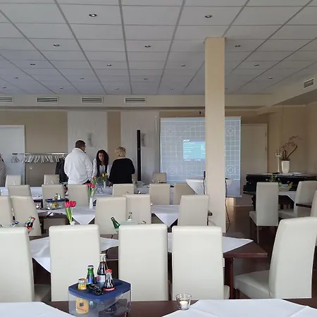 Hotelanlage Tarnewitzer Hof Ξενοδοχείο με διαμερίσματα