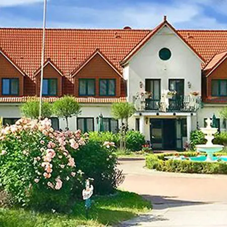 Hotelanlage Tarnewitzer Hof Aparthotel 3*